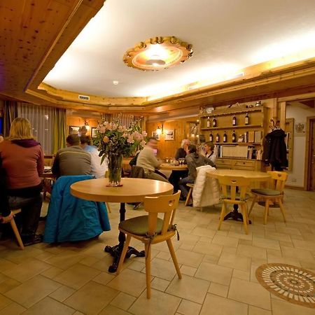 Hotel Garni Al Plan Livigno Exterior photo